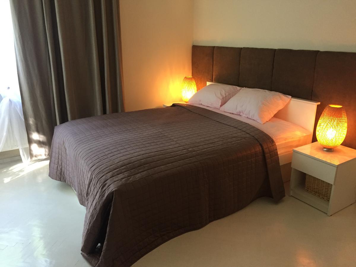 Chokolate Apartment Lviv Bagian luar foto