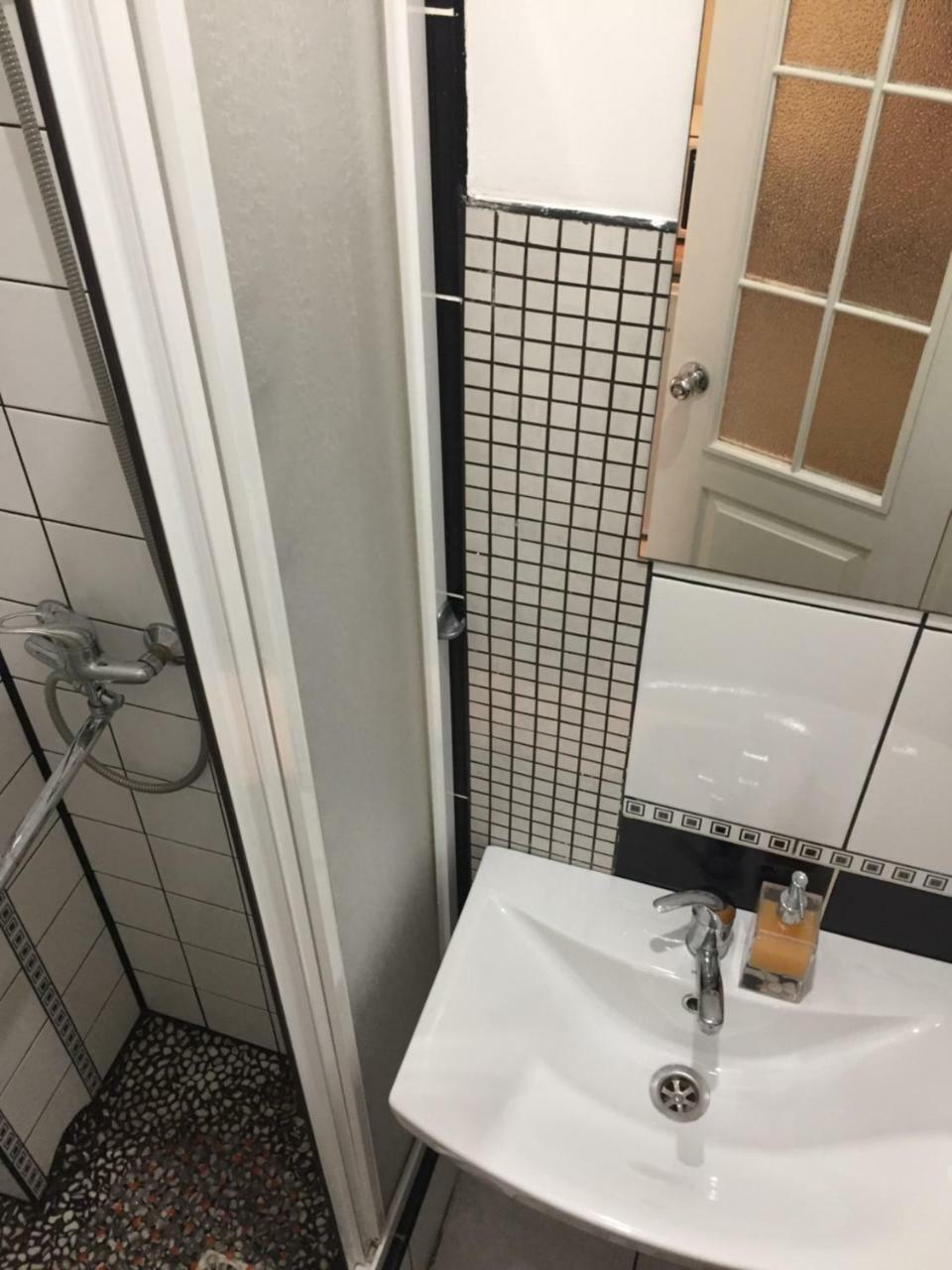 Chokolate Apartment Lviv Bagian luar foto